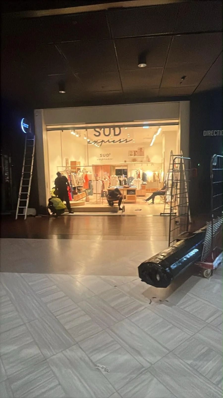 Installation et pose de rideau métallique à Marseille 1